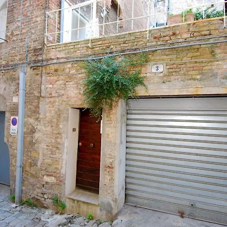 Arco Dei Gigli Central Flat Perugia